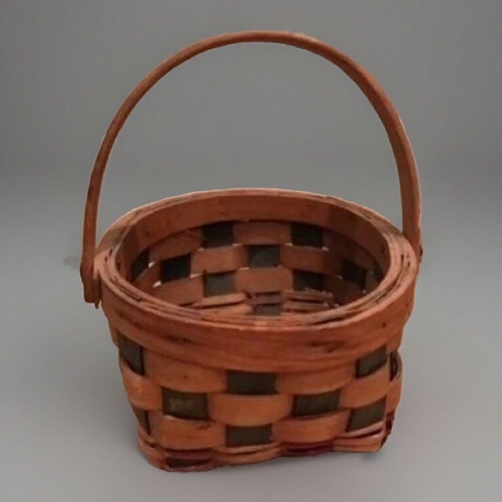 Basket Dark Green woven accents / Perfect Candle Holder Size